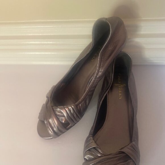 COLE HAAN Collaboration w Nike Air Pewter Wedge pee toe women's shoes, size 7.5B - Picture 2 of 9